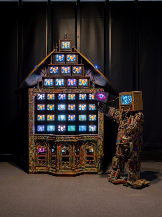 Nam June Paik, Cyberforum, 1994. Korean Folk Village Art Museum Collection.