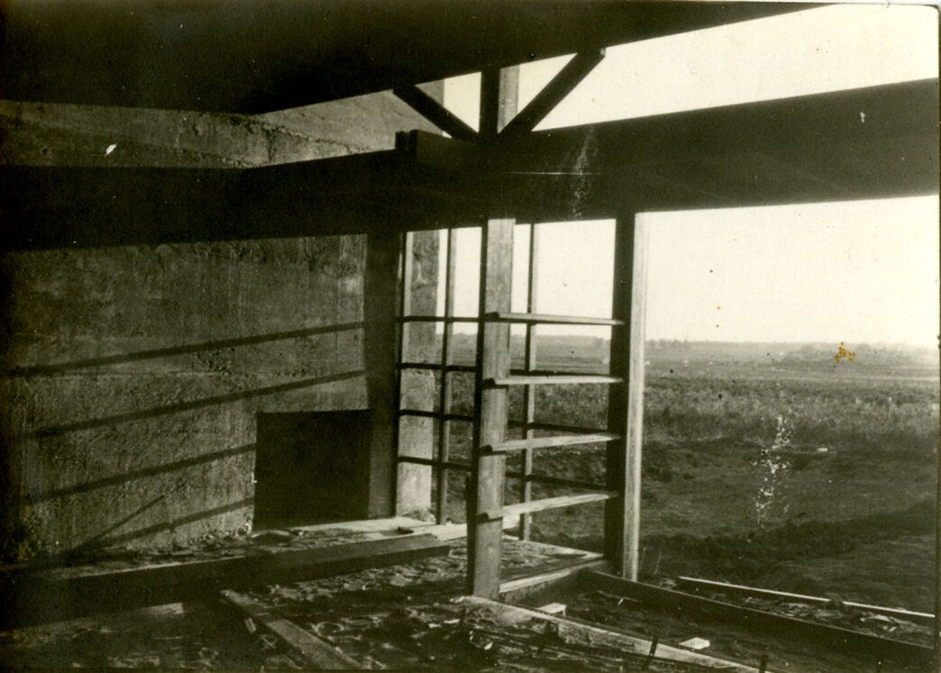 Photograph of interior of Kings Road House under construction, 1922. Courtesy of the artist and UCSB Architecture & Design Collections, Schindler (R.M.) papers.