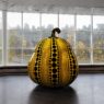 Yayoi Kusama, Pumpkin, 2016. Installation view, Henie Onstad Kunstsenter, Høvikodden, Norway. ©︎ Yayoi Kusama. Courtesy of Ota Fine Arts, Victoria Miro and David Zwirner.