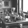 View of a private room of Maximilian von Goldschmidt-Rothschild in the Rothschild-Palais with parts of his collection, a few days after the Nazi persecution-related sale of the art collection to the city of Frankfurt. November, 1938. © Museum Angewandte Kunst.