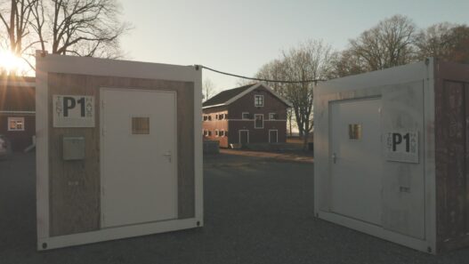 View of Tenthaus’s artist residency units P1—Mobile Atelier, situated at the MOMENTUM 12 site in Jeløya, Moss. Photo: Vlad Molodez.