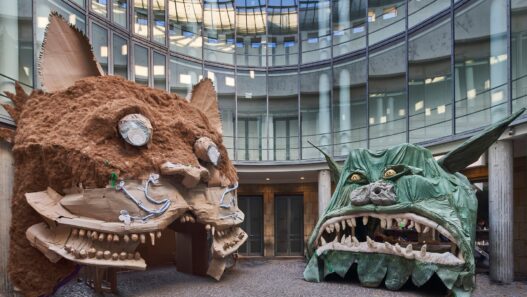 View of Monster Chetwynd, A CAT IS NOT A DOG, 2023. © Schirn Kunsthalle Frankfurt 2023. Photo: Norbert Miguletz.