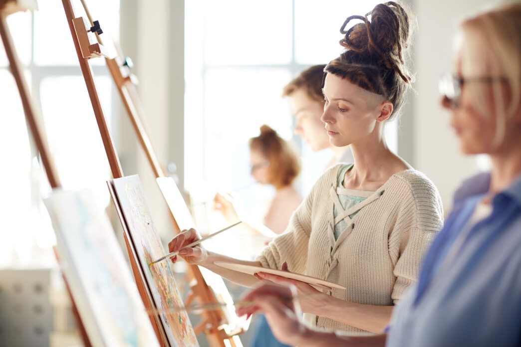 The Ultimate Guide to Mastering the Art of Painting: Tips and Techniques for Beginners