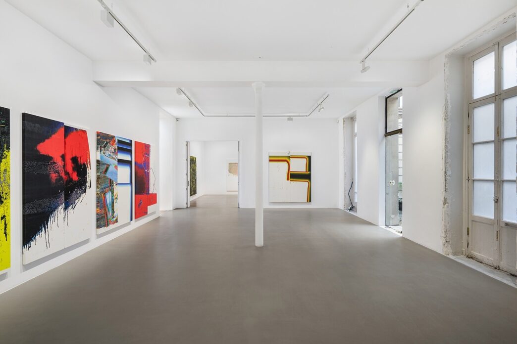 View of Wade Guyton, Galerie Chantal Crousel, Paris, France, 2023. Courtesy of the artist and Galerie Chantal Crousel. Photo: Martin Argyroglo.