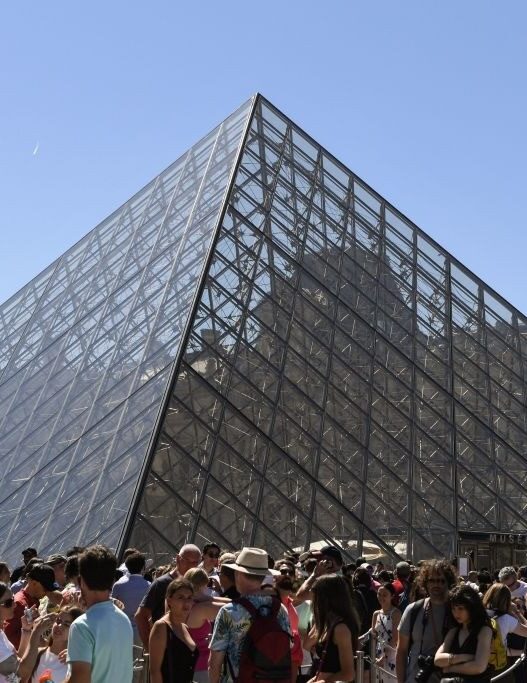 Paris Olympics Trigger 22% Drop in Louvre Attendance Amid Heightened Security