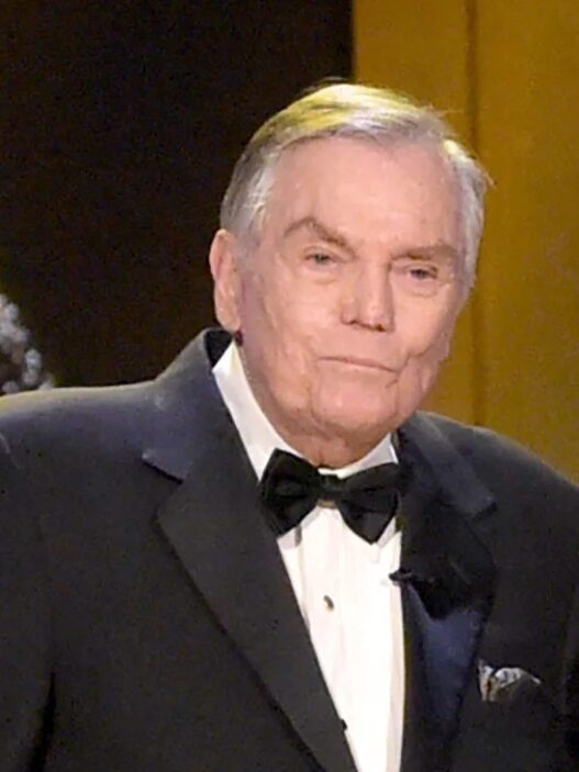 Peter Marshall, Emmy-Winning Host of Hollywood Squares, Dies at 97