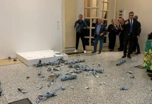 Ai Weiwei’s Porcelain Sculpture Destroyed at Palazzo Fava