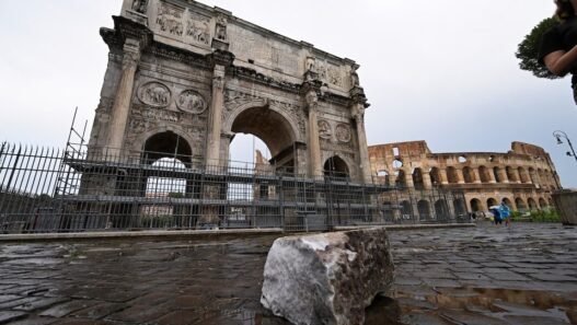 arch of constantine