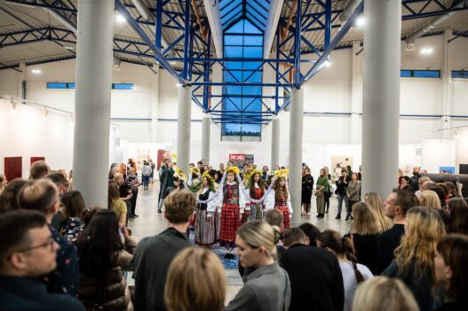 ArtVilnius’24 Celebrates 15 Years with Over 300 Artists and Focus on Northern Europe